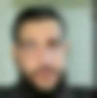 Une photo d’un participant qui veut faire connaissance et se marier