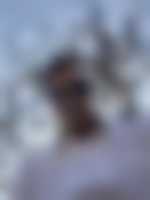 A picture of a participant who wants to get to know each other and get married