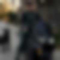 Une photo d’un participant qui veut faire connaissance et se marier