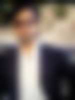 Une photo d’un participant qui veut faire connaissance et se marier