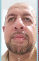 Une photo d’un participant qui veut faire connaissance et se marier