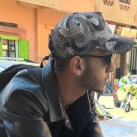 Une photo d’un participant qui veut faire connaissance et se marier