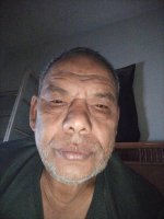 Une photo d’un participant qui veut faire connaissance et se marier