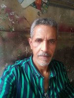 Une photo d’un participant qui veut faire connaissance et se marier