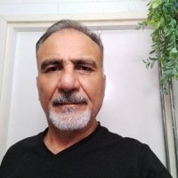 Une photo d’un participant qui veut faire connaissance et se marier