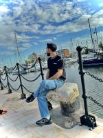 Une photo d’un participant qui veut faire connaissance et se marier