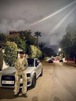 Une photo d’un participant qui veut faire connaissance et se marier