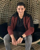 Une photo d’un participant qui veut faire connaissance et se marier