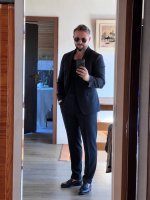 Une photo d’un participant qui veut faire connaissance et se marier