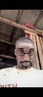 Une photo d’un participant qui veut faire connaissance et se marier