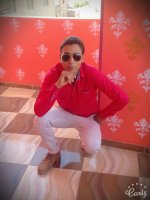 A picture of a participant who wants to get to know each other and get married