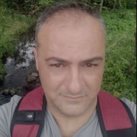 Une photo d’un participant qui veut faire connaissance et se marier