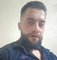 Une photo d’un participant qui veut faire connaissance et se marier
